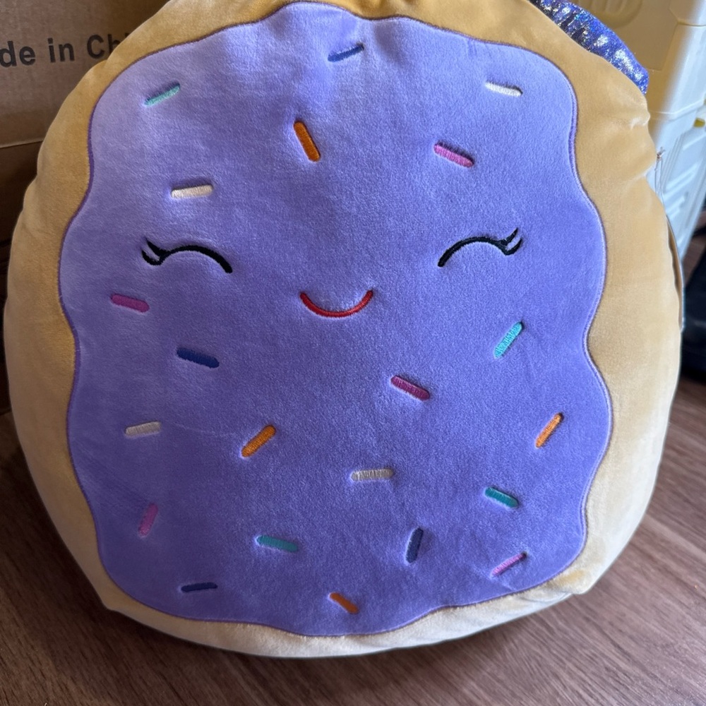 Squishmallows‎ 2023 Wylie The Toaster Pastry 16 Inch Plush NWT